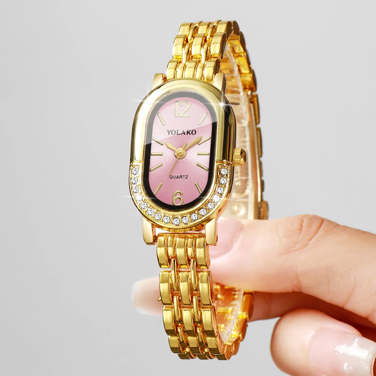 Luxury Rhinestone Women Quartz - đánh giá và giá Luxury Watch Case Travel