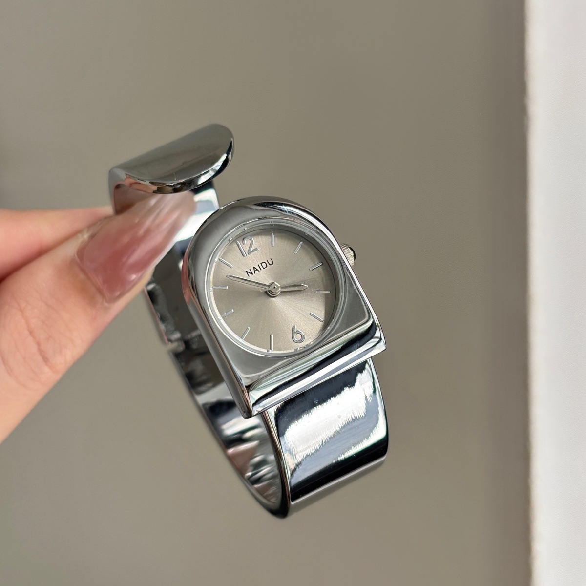 2026 New Gold Bracelet Watch W - đánh giá và giá Luxury Watch Level