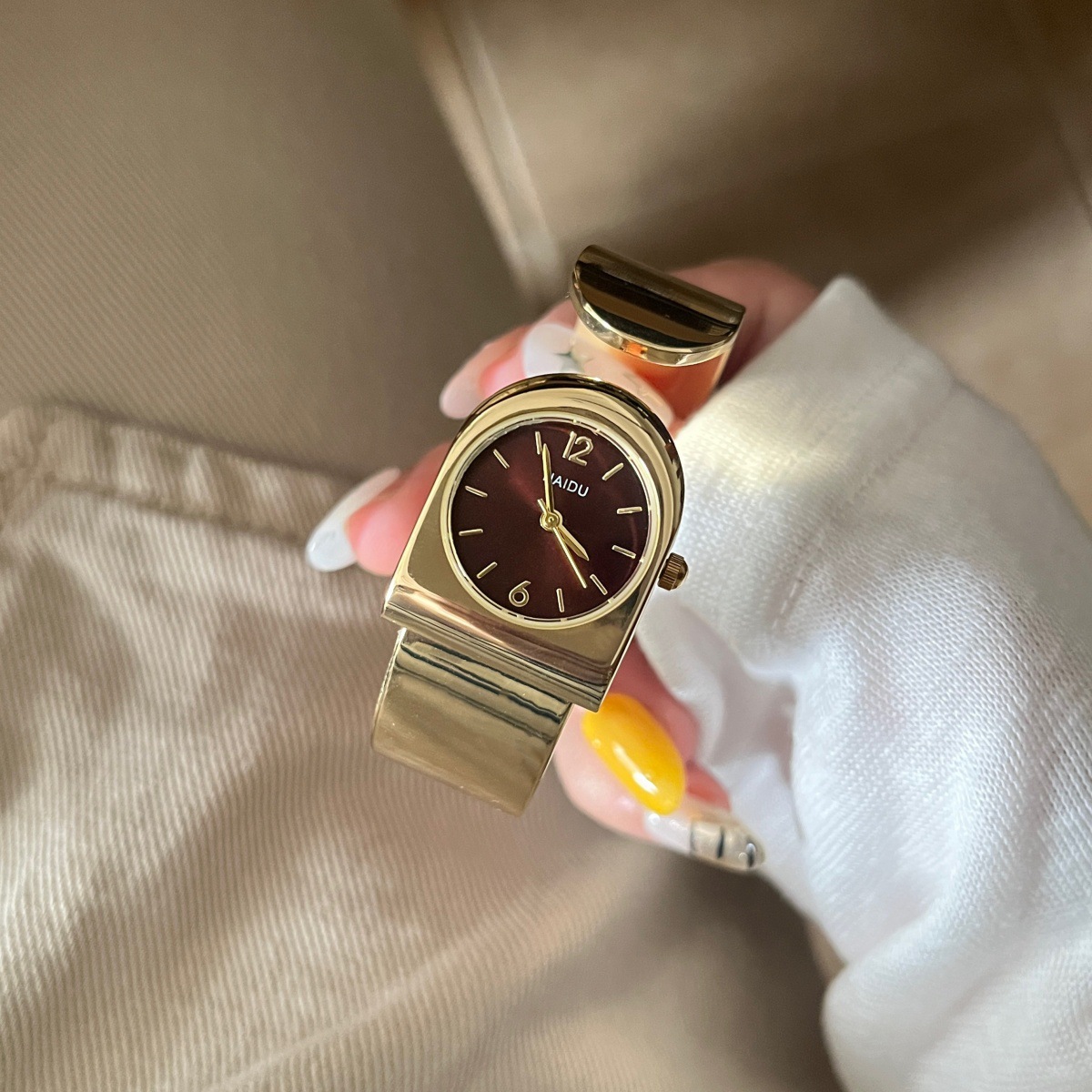 2026 New Gold Bracelet Watch W - đánh giá và giá Luxury Watch Level