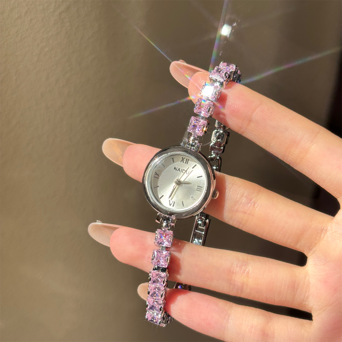 New Fashion Diamond-encrusted  - đánh giá và giá Luxury Watch Level