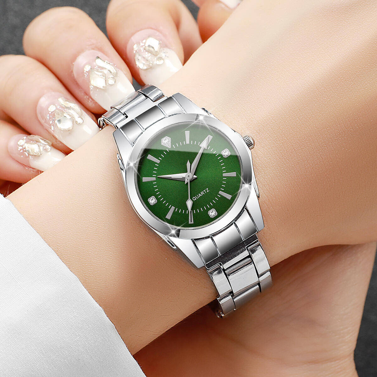 Luxury Rhinestone Women Watche - đánh giá và giá Luxury Watch Storage