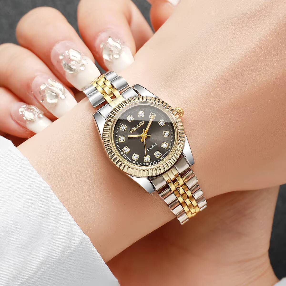 Fashion Rhinestone Women Quart - đánh giá và giá Luxury Watch Storage